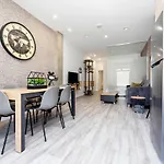 Apartamentos Avenida De America